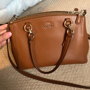 Coach purse in chestnut